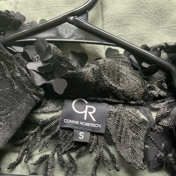 Connie Robertson Mesh Floral Jacket - Picture 3 of 3